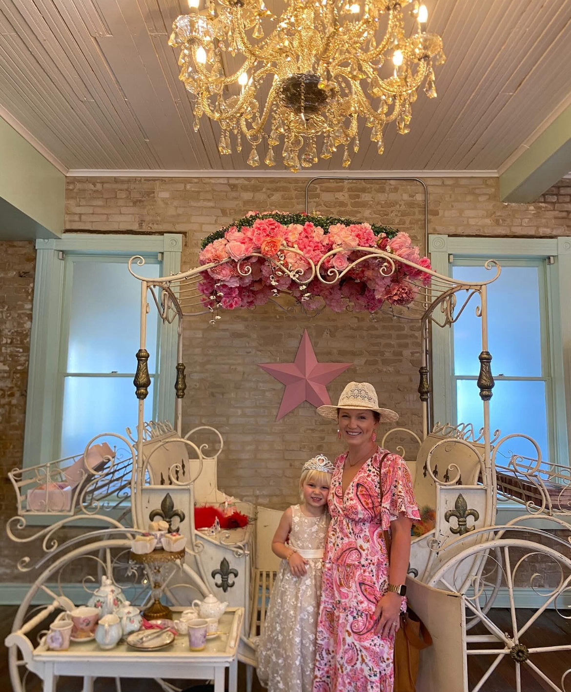 Mommy&Me Tea in the Carriage